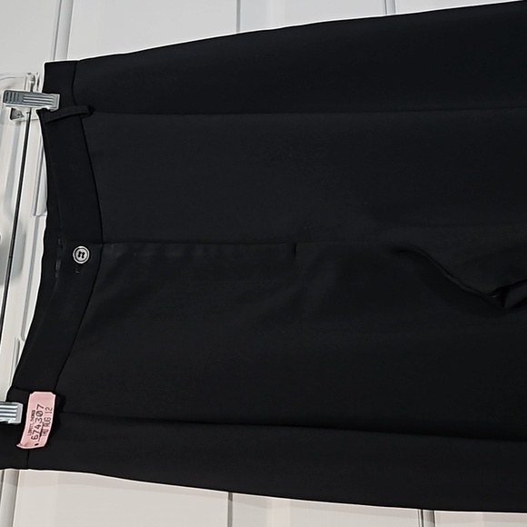YANSI FUNGEL Dress Pants - Picture 3 of 11